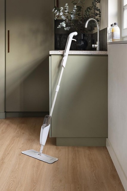 MOD LAYRED BLACKJACK OAK  22450 1251x189x5mm 0,55 (met geïntegreerde ondervloer)