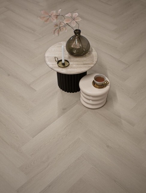 Superior Visgraat Andes Smoked Lijm PVC 730x146x2,5mm 0,55